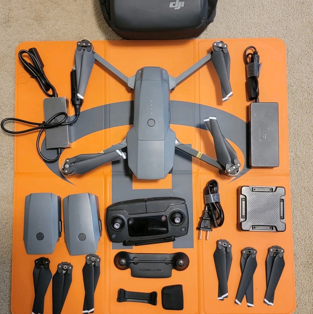 DRONE DJI Mavic drone